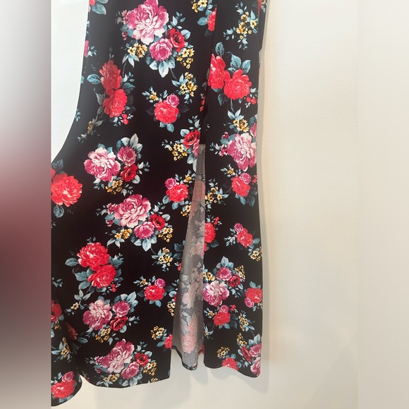 B. Darlin Set size 9/10 top and skirt with slit - Picture 8 of 10